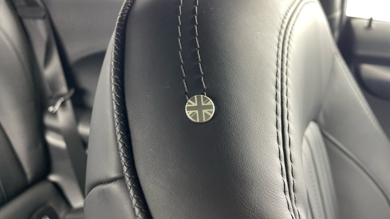 MINI Hatchback 2.0 Cooper S Exclusive 3dr Auto Petrol Hatchback